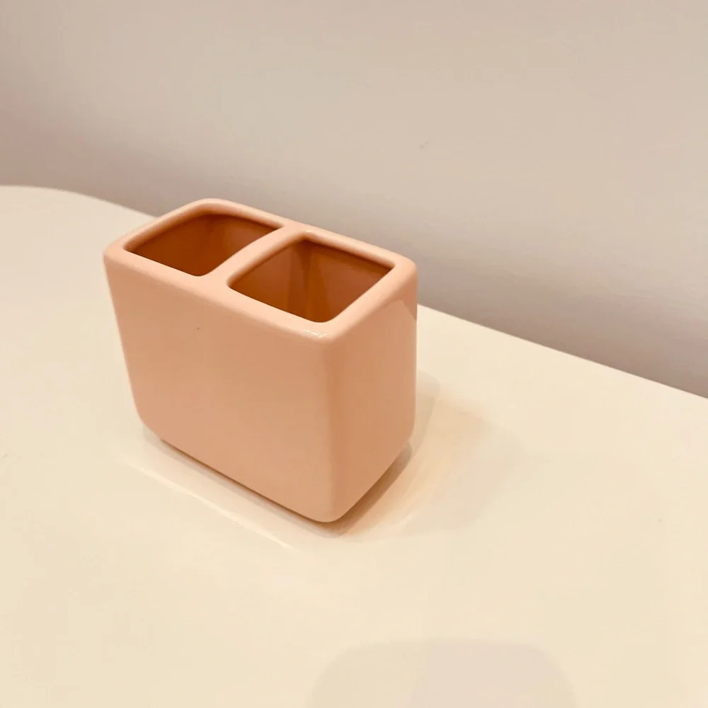 80’S NOSTALGIC VINTAGE PINK TOOTHBRUSH HOLDER - EUC BARBIECORE VIBES BATHROOM‎